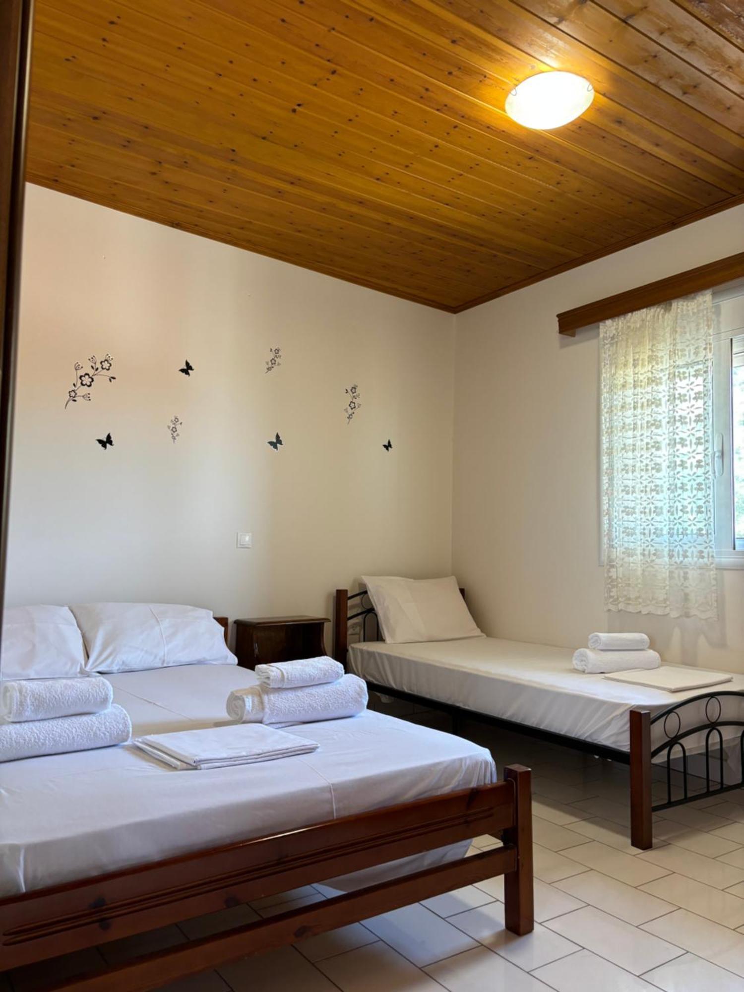 -Tsiakos Apartment- In Vryses Κυπαρισσία Εξωτερικό φωτογραφία